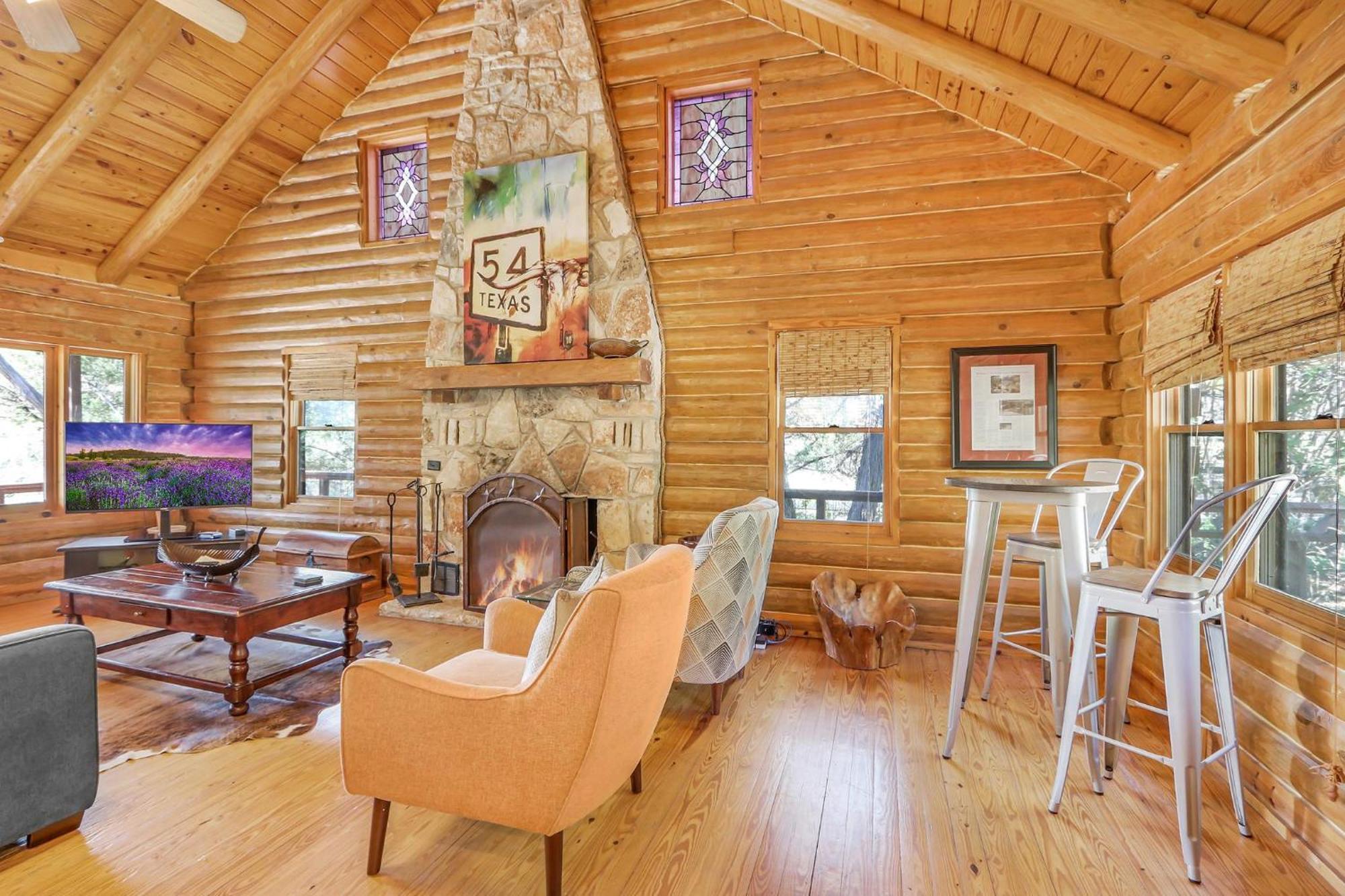 Falls Log Home Wimberley Ngoại thất bức ảnh